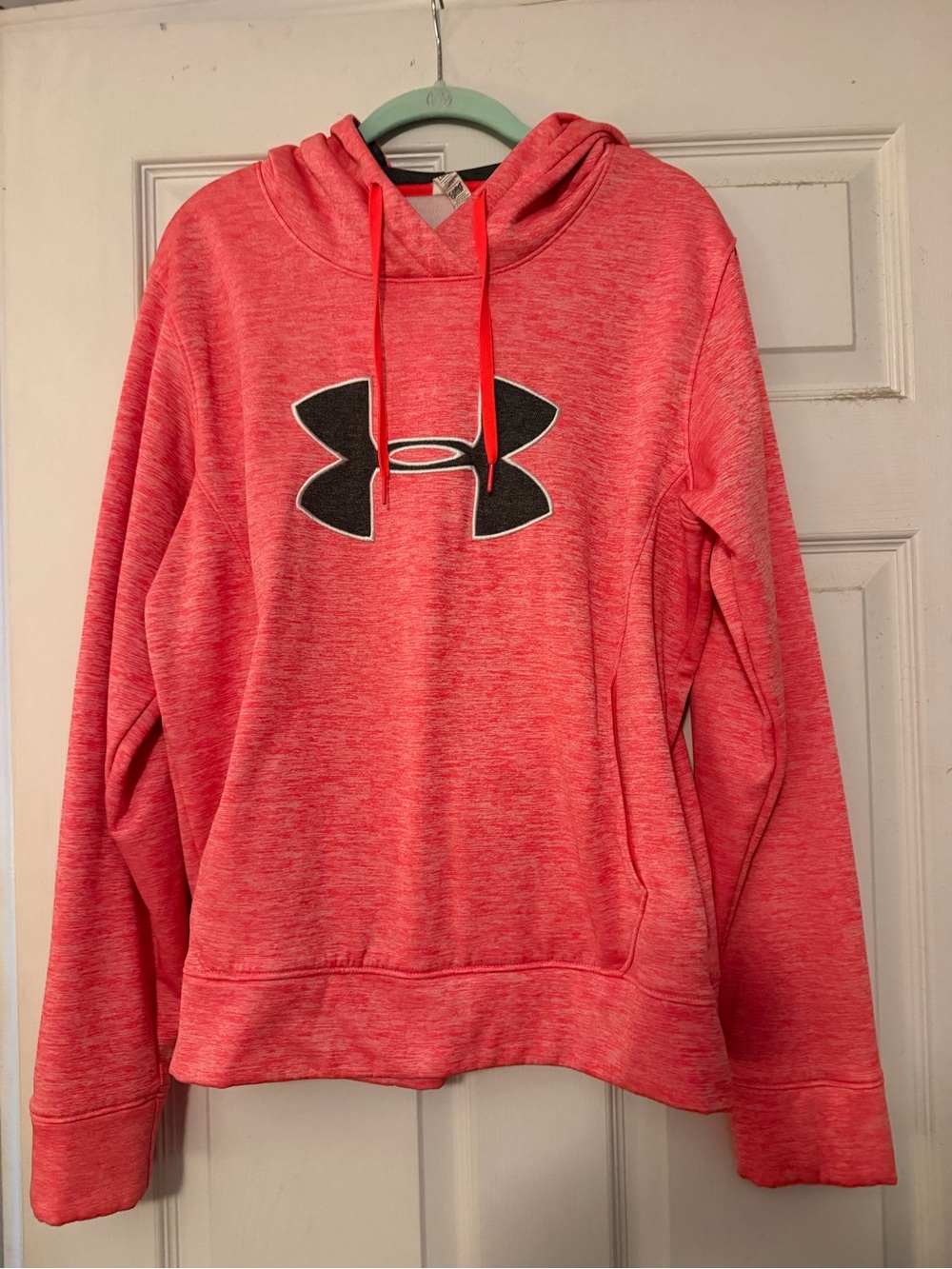 Under Armour Women's Pink Hoodie Pullover Sweatshirt
